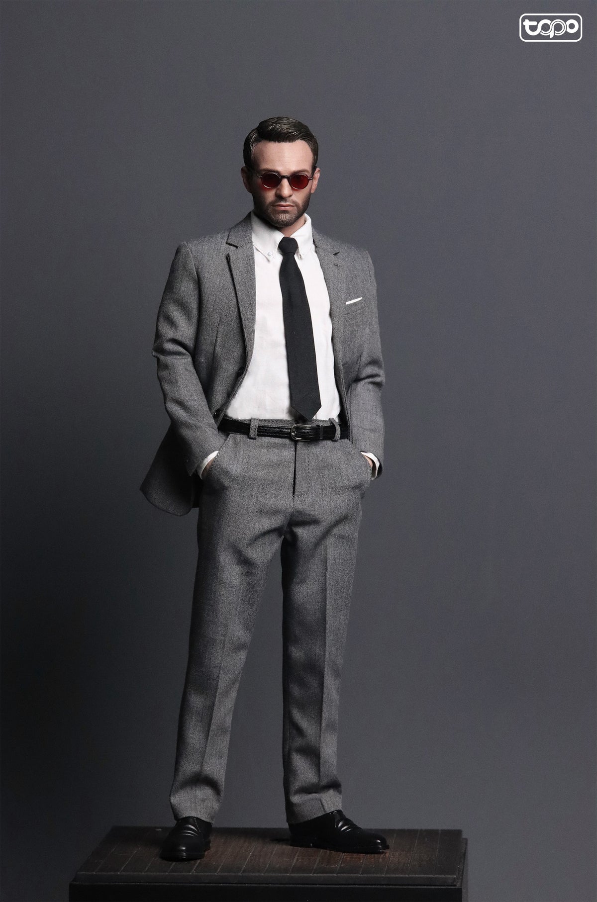 Presale TOPO STUDIO TP039 1/6 Lawyer's Gray Suit and Body for Hot Toys Daredevil