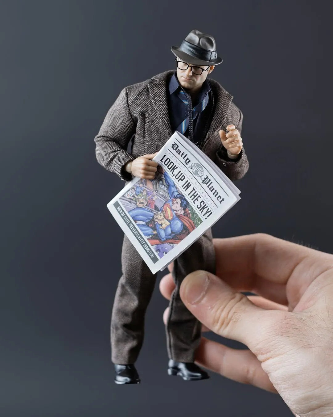 MUFF TOYS 1/12 Super Man Metropolis Reporter Clark Kent Heterochromatic Limited